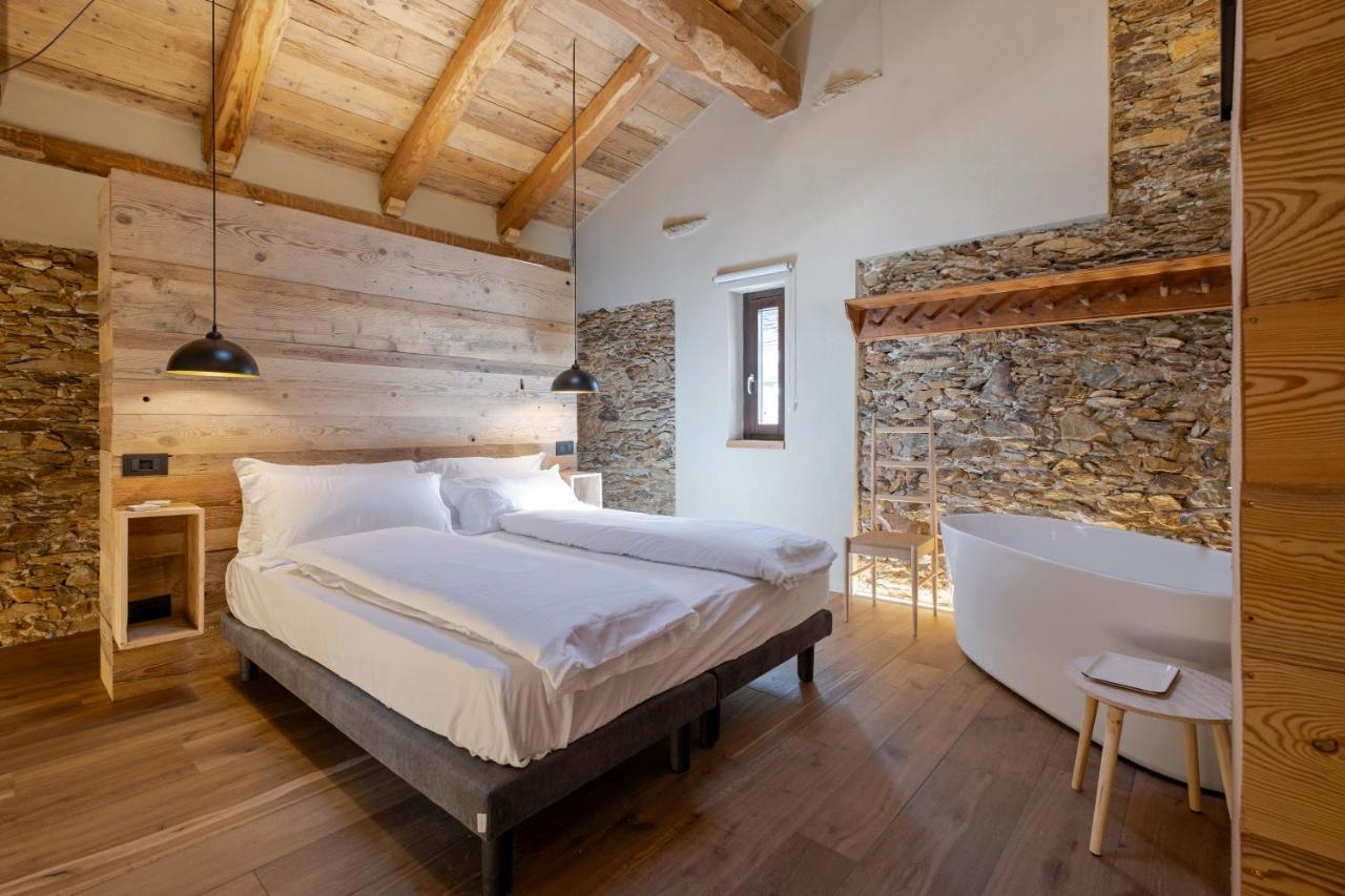 Bed and Breakfast L'Ozio Creativo Castelnuovo Nigra Экстерьер фото